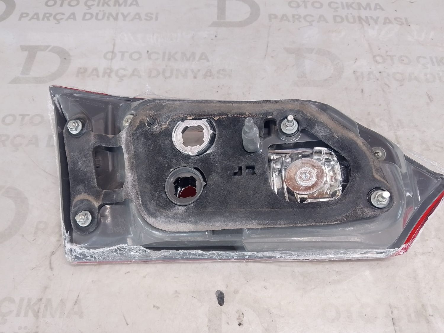 TOYOTA COROLLA SA� �� STOP